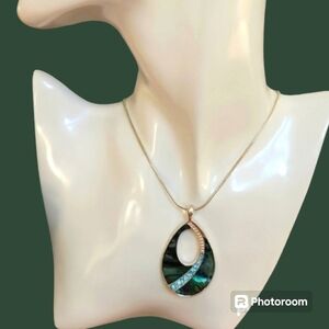 VTG KENNETH COLE Abalone Rhinestone Teardrop Pendant Snake Chain Necklace